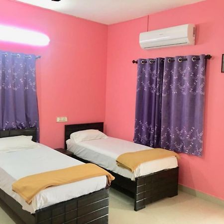 צ'נאי Royal Palace Guest House מראה חיצוני תמונה